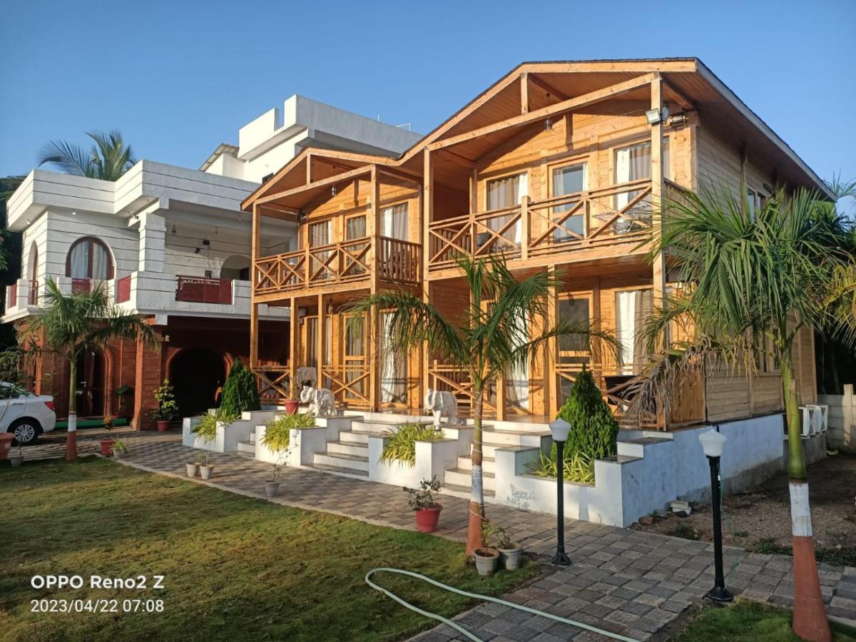 The Candlewood Resort Murūd Buitenkant foto