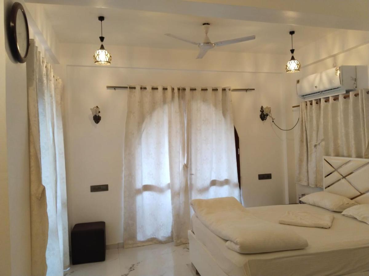 The Candlewood Resort Murūd Buitenkant foto